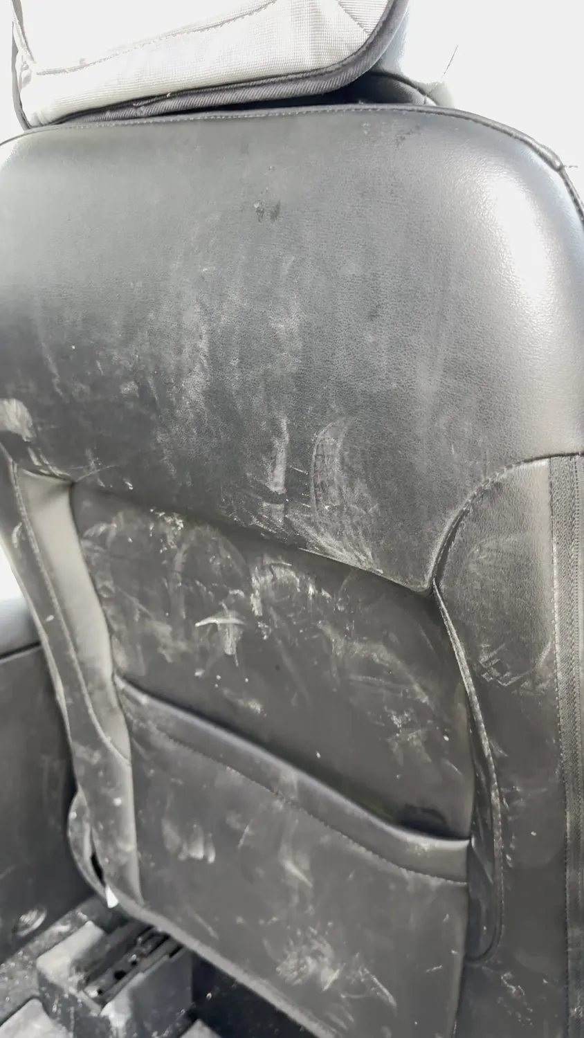 Ford Explorer &mdash; Rear — before