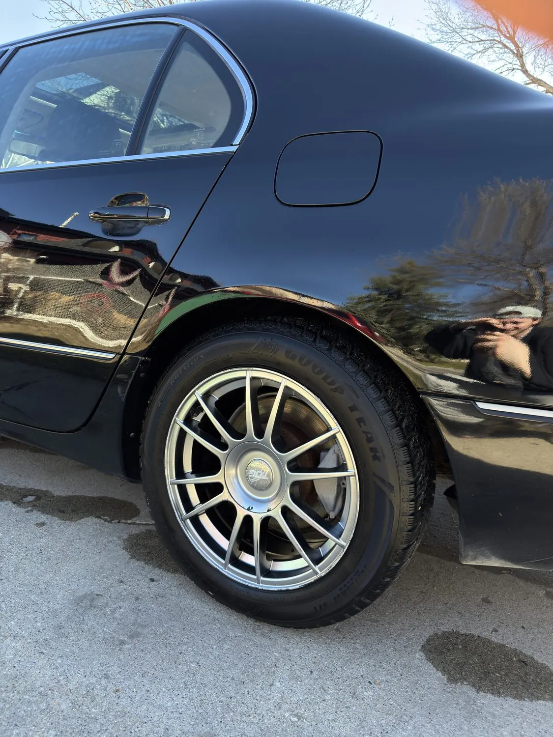 Lexus LS &mdash; Wheel — after