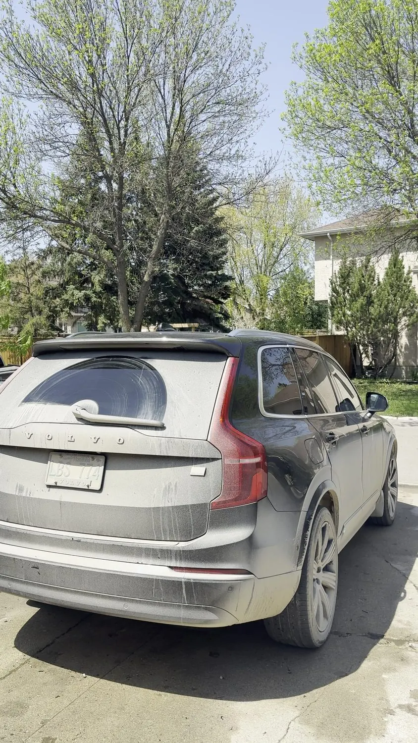 Volvo &mdash; Rear Quarter — before